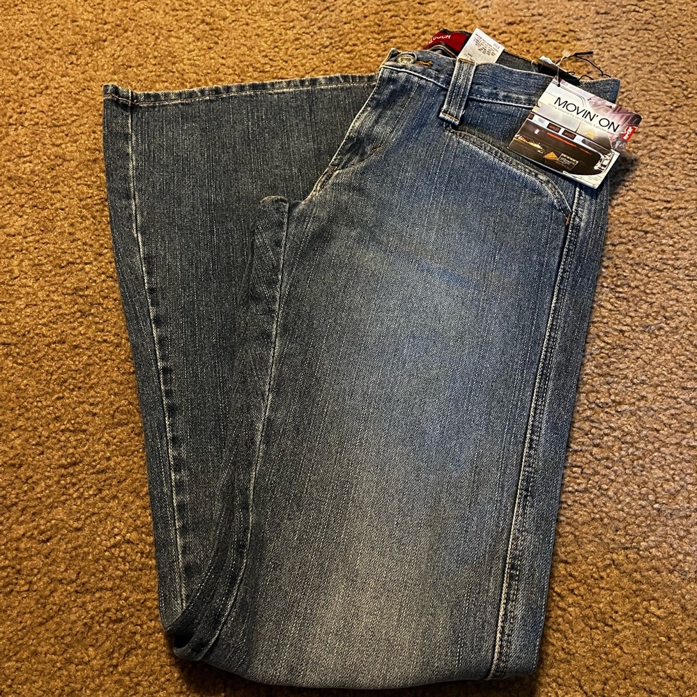 NWT Levi & Strauss company Jeans size 5